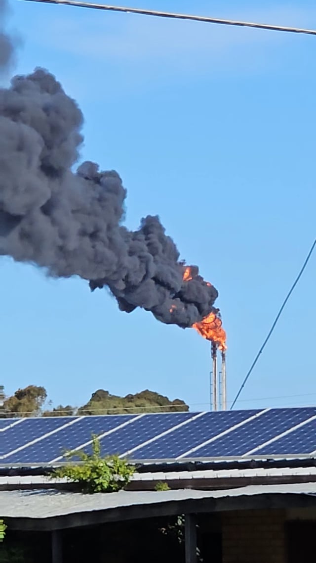 North Geelong Hazardous Chemical Fire: Hazmat Responds to Factory Blaze