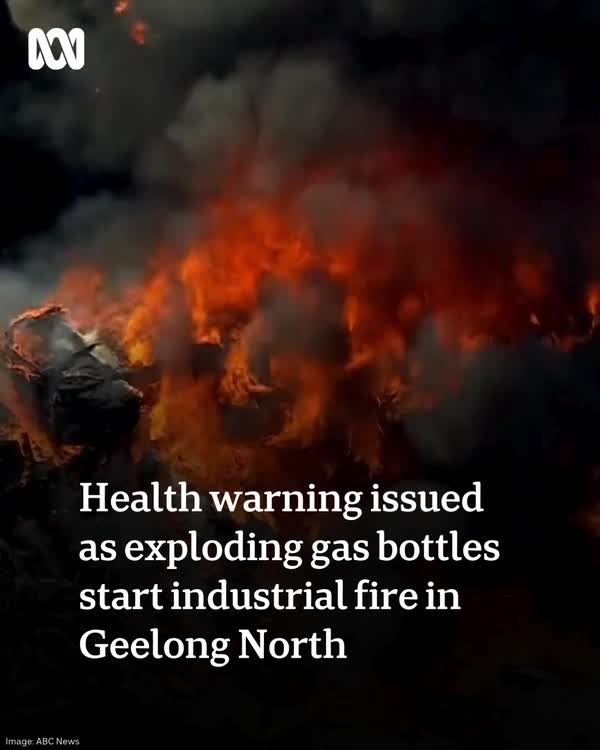 Toxic Smoke Alert: Geelong Residents Face Health Warnings From Industrial Fire